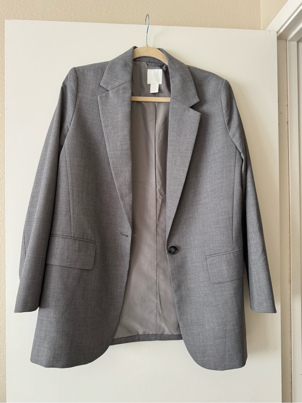 Classic Oversized Grey Single-Button Blazer